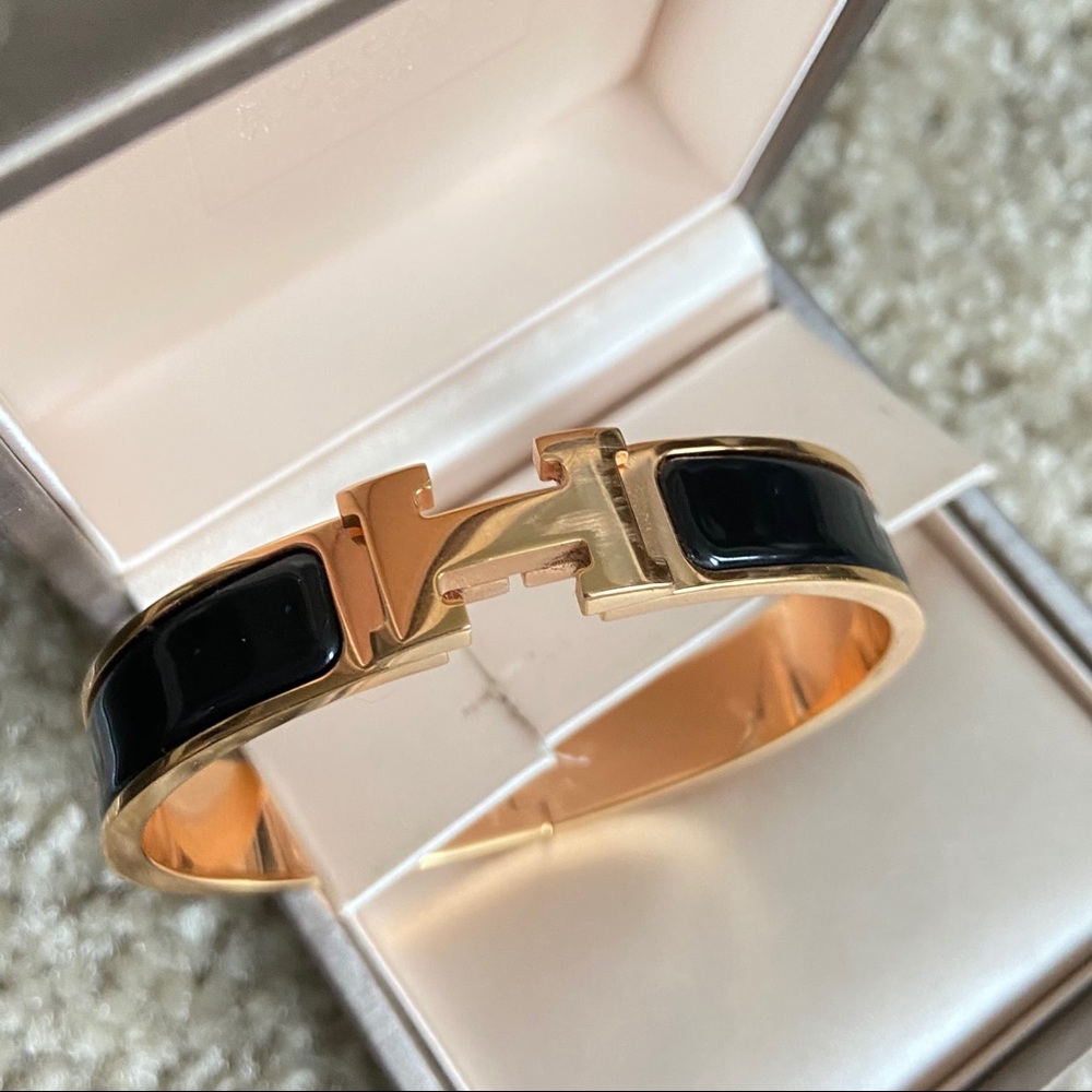 Hermes enamel wide clic clac H Bracelet size: PM